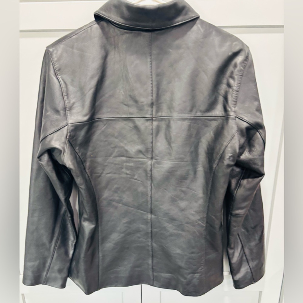 Vintage Women's Wilsons Leather Maxima Black Jacket Size MZippered Hip Length - Picture 2 of 7